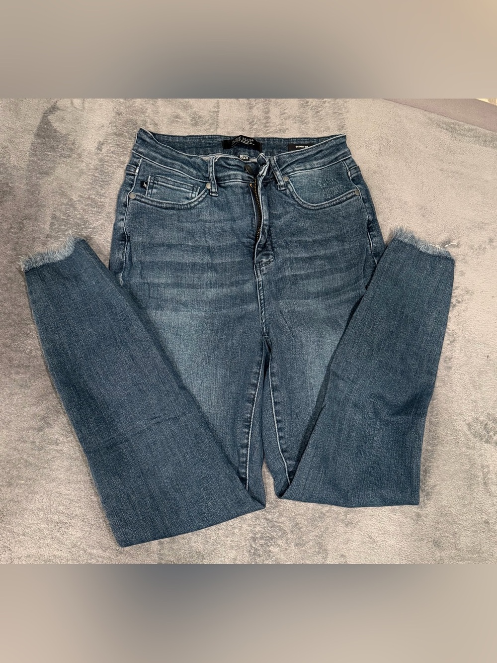 Judy Blue Dark Blue High-Rise Women's Skinny Jeans with Raw Hem